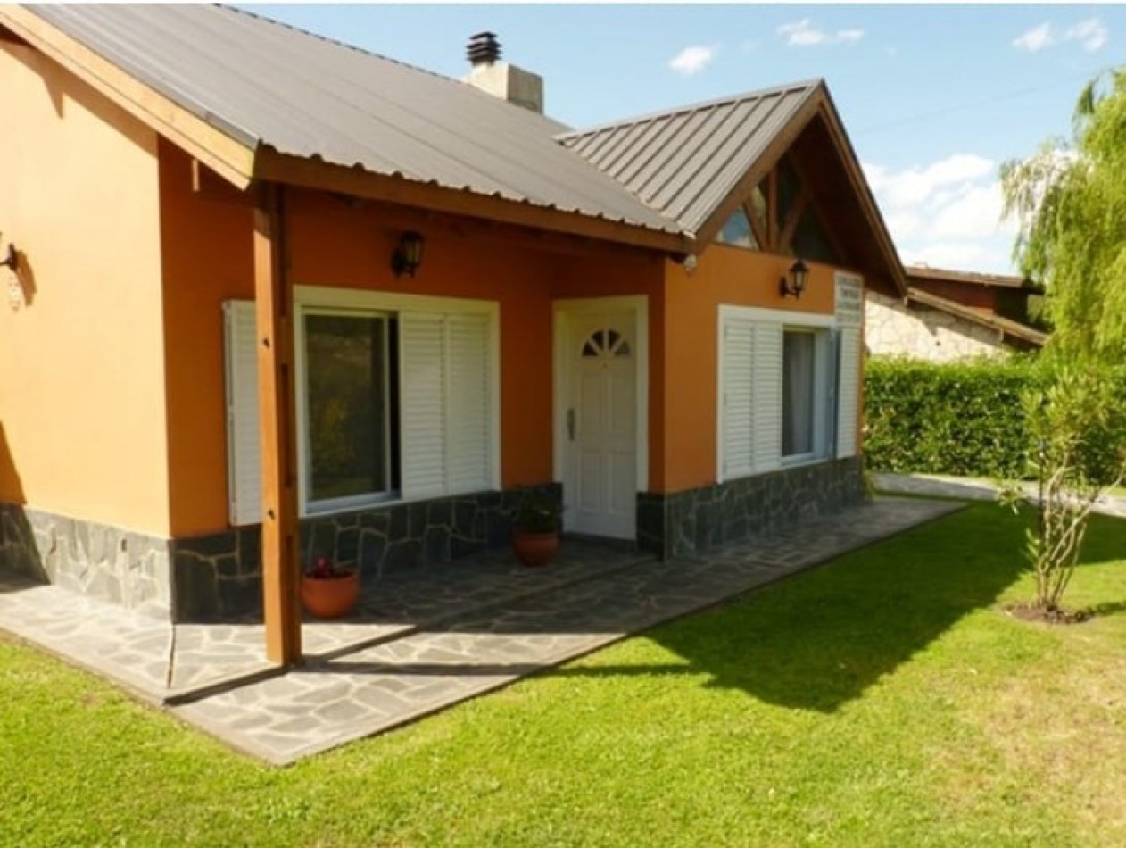 Sierra de los Padres / Casa en Alquiler