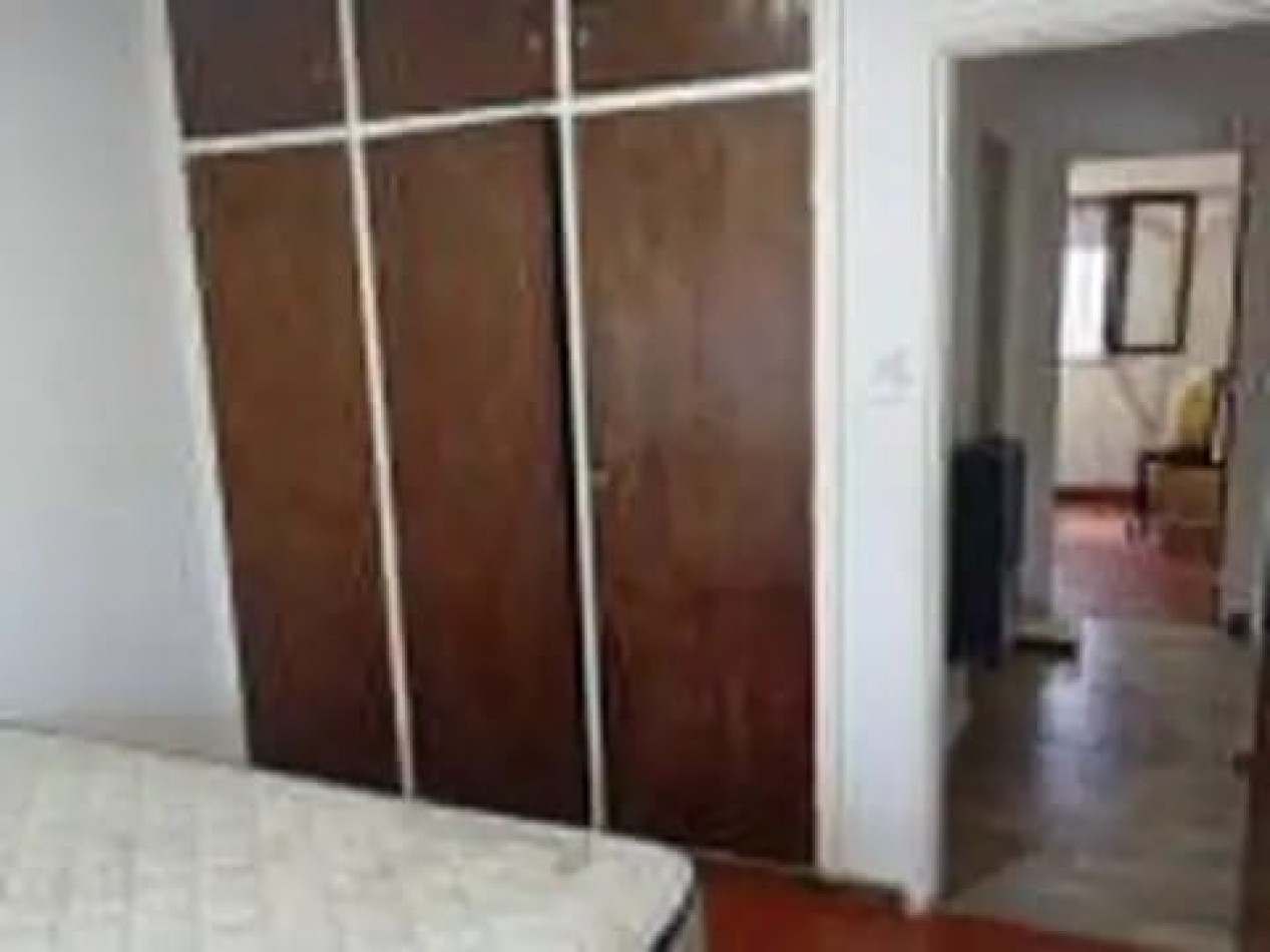 Cerrito 1500 - Casa 3 amb. Garage 120 M2 y Local en Esquina 50 m2. OPORTUNIDAD