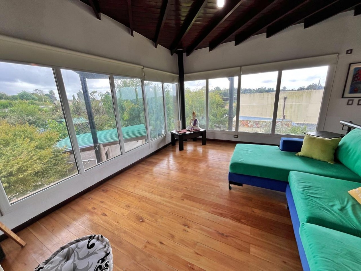 CASA SOBRE DOS LOTES / SIERRA DE LOS PADRES