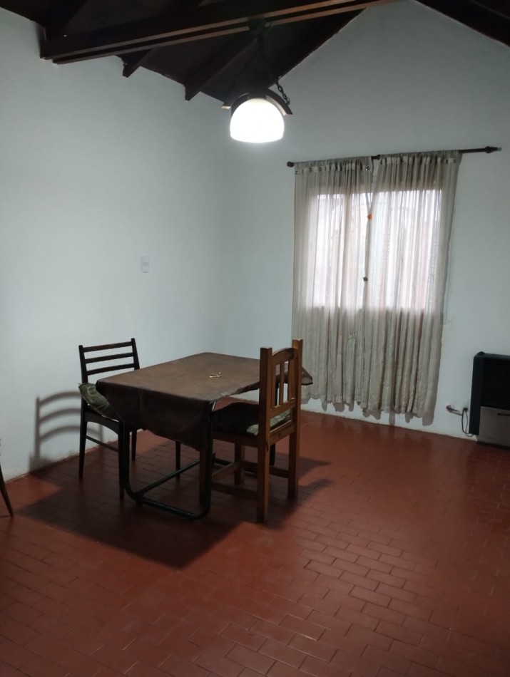 Alquiler / Casa en barrio Don Emilio