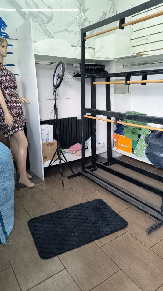 CASA EN VENTA / BARRIO SANTA CELINA