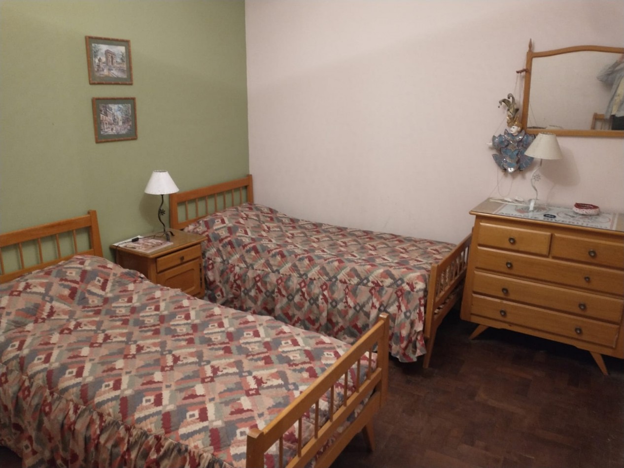 ALQUILER TEMPORARIO / DTO. 5 AMBIENTES/ CENTRO DE MIRAMAR/ CONSULTE VALORES SEMANA/QUINCENA/MES