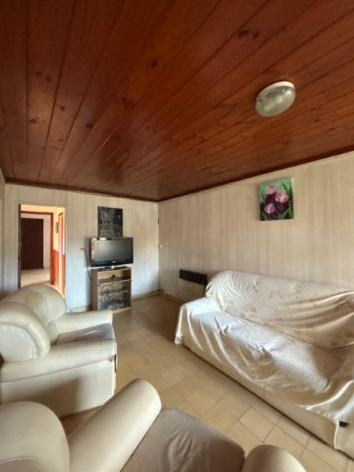 CASA / EXCELENTE CHALET EN VENTA EN BARRIO CERRITO SAN SLVADOR