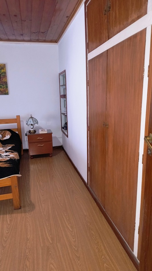 CASA / EXCELENTE CHALET EN VENTA EN BARRIO CERRITO SAN SLVADOR