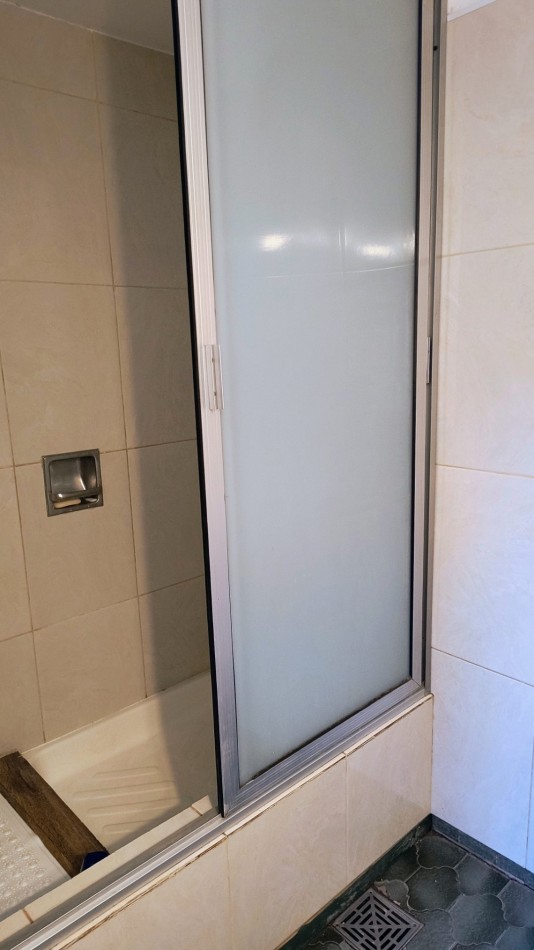 CASA / EXCELENTE CHALET EN VENTA EN BARRIO CERRITO SAN SLVADOR