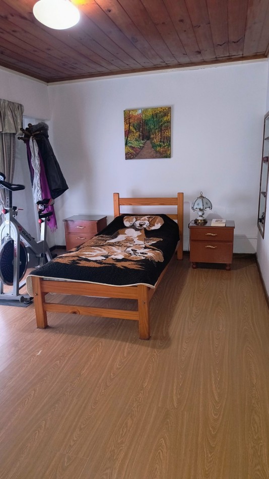 CASA / EXCELENTE CHALET EN VENTA EN BARRIO CERRITO SAN SLVADOR