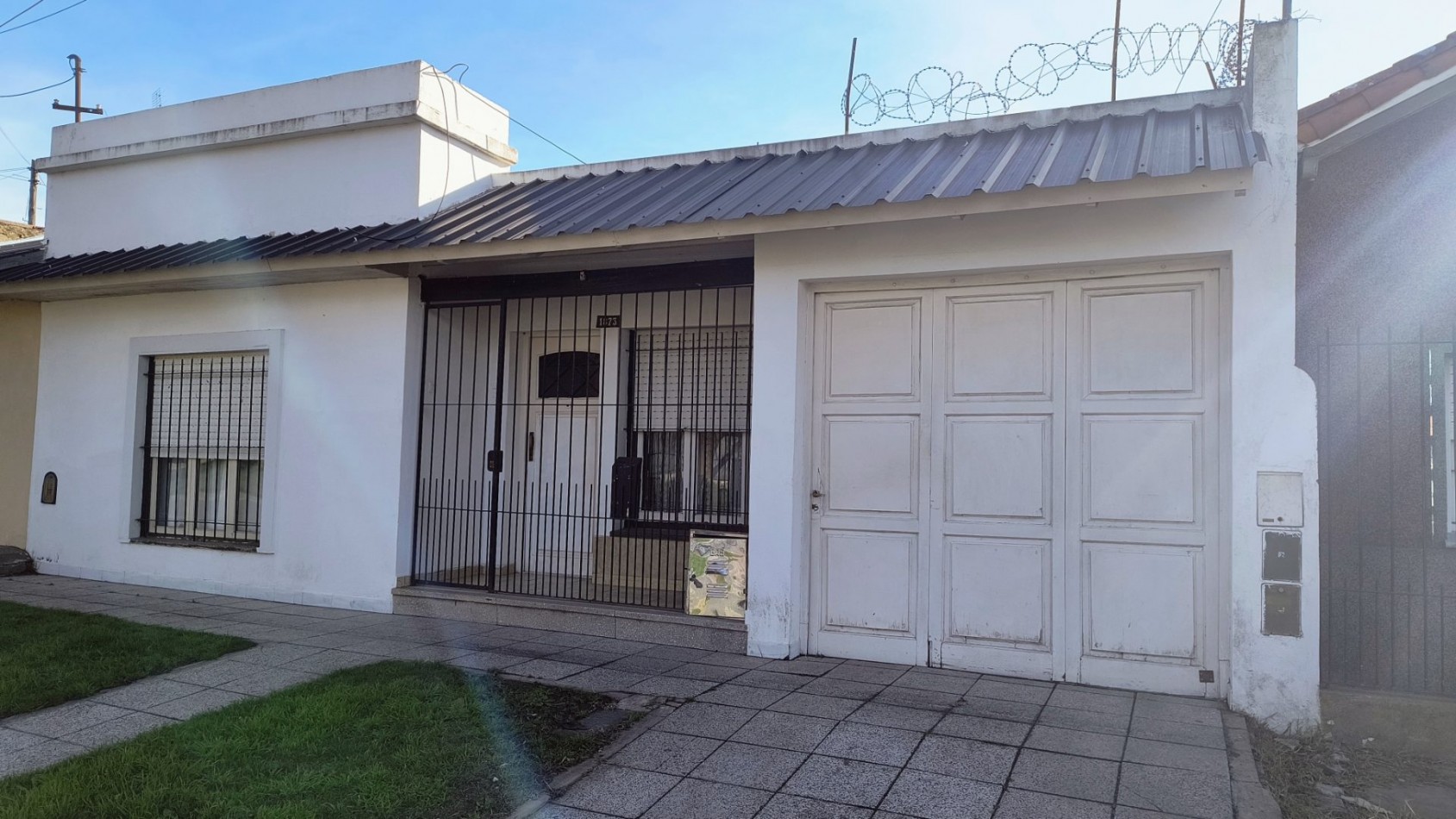 CASA / EXCELENTE CHALET EN VENTA EN BARRIO CERRITO SAN SLVADOR