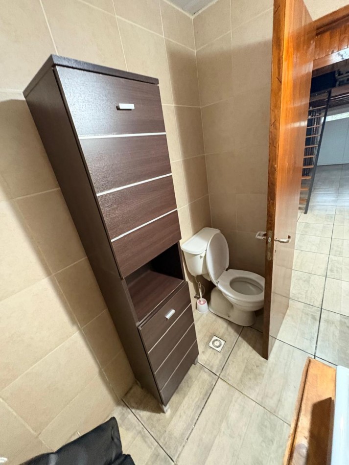 Barrio Lomas del Golf/ Te espera tu nuevo Hogar/ Casa tres ambientes con pileta /Reciclada