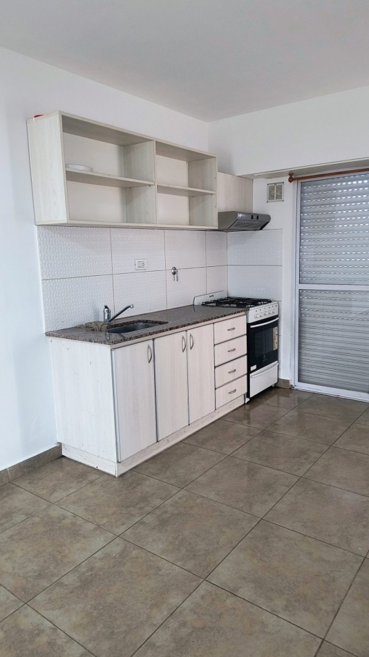 MONOAMBIENTE MODERNO EN VILLA LOURDES / ALQUILER 24 MESES