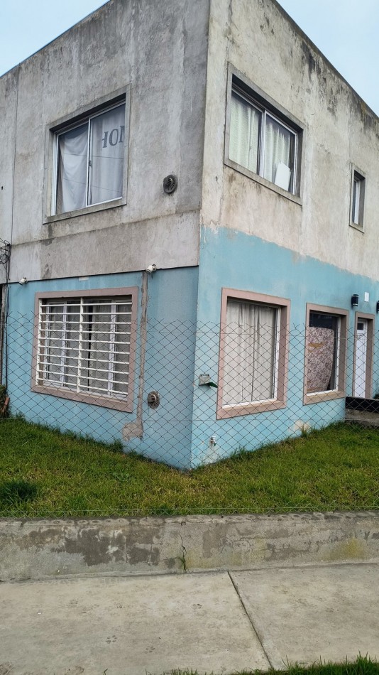 AMPLIA CASA EN ALQUILER / BARRIO JARDIN PERALTA RAMOS