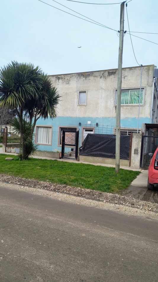 AMPLIA CASA EN ALQUILER / BARRIO JARDIN PERALTA RAMOS