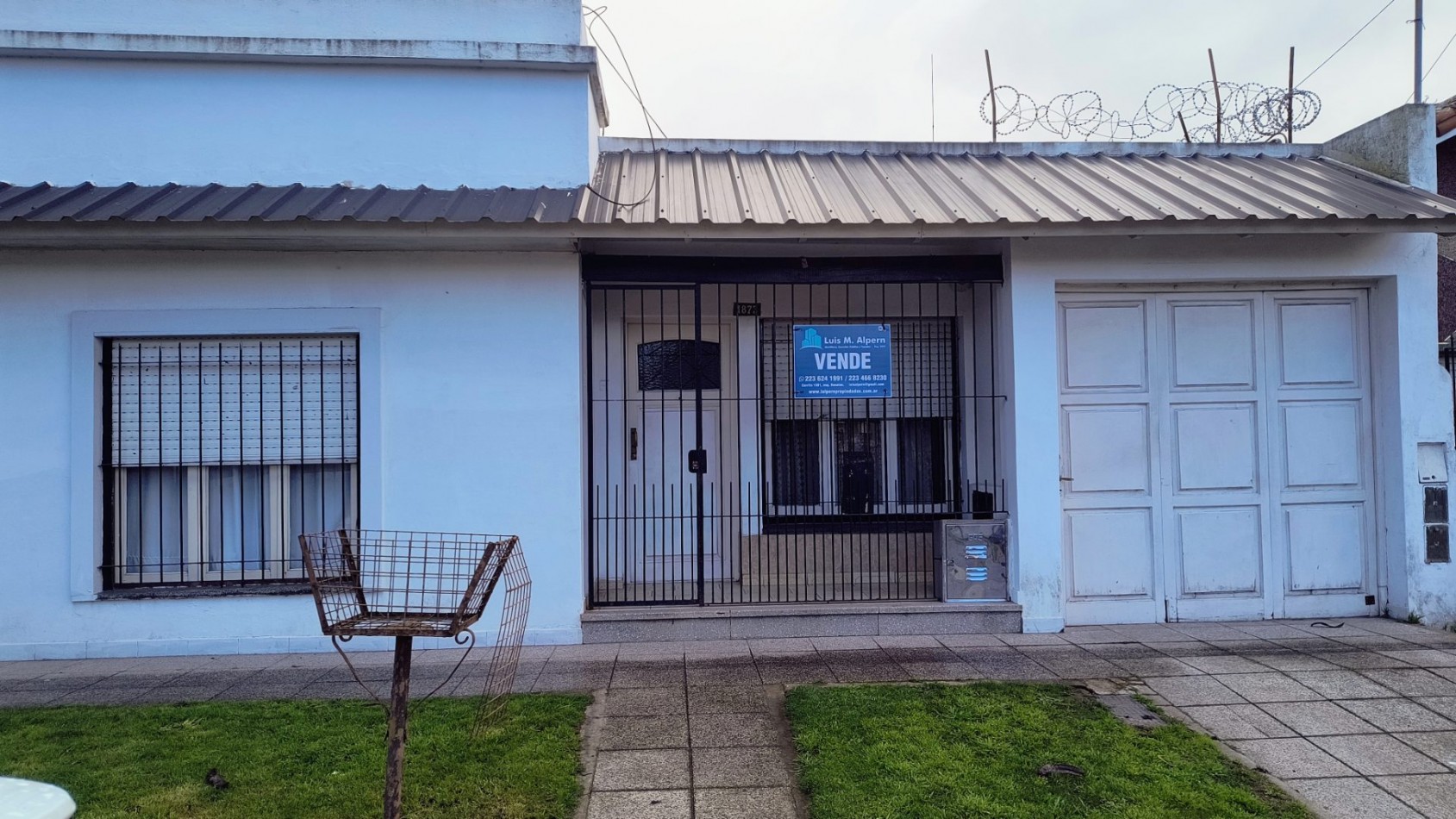 CASA / EXCELENTE CHALET EN VENTA EN BARRIO CERRITO SAN SLVADOR