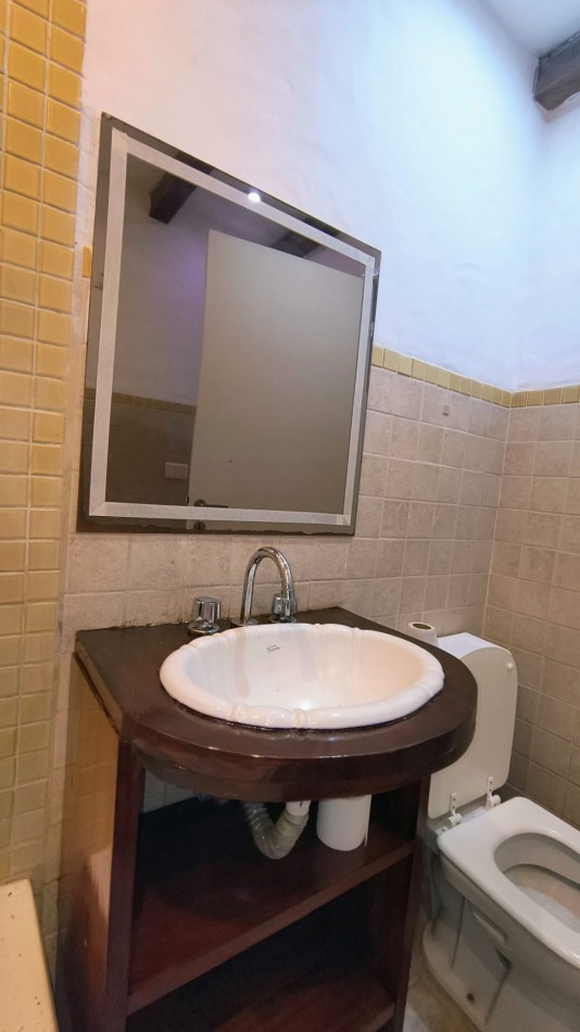 CASA EN BARRIO CERRITO SAN SALVADOR