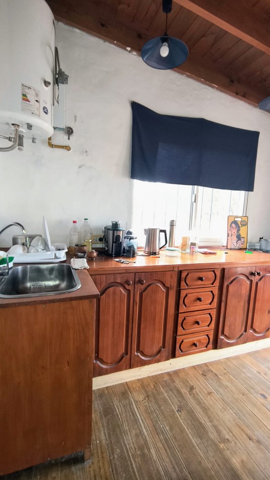 CASA EN BARRIO CERRITO SAN SALVADOR