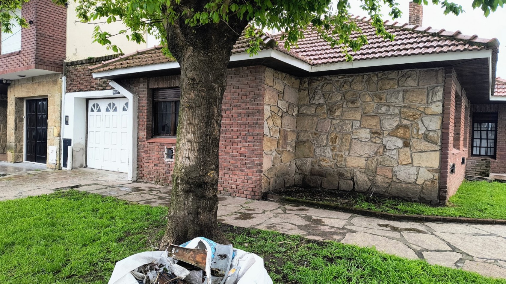CASA EN BARRIO CERRITO SAN SALVADOR