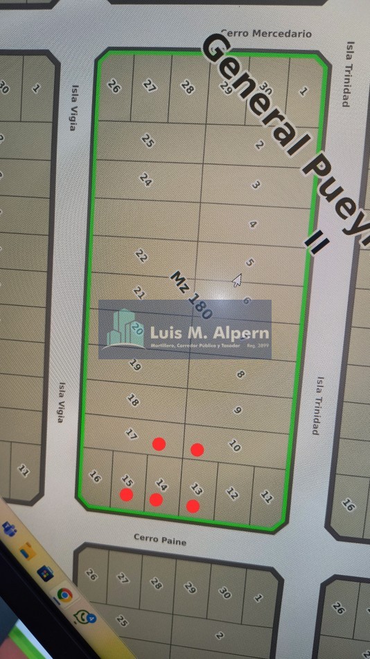 Galpones (dos) + departamentos (tres) VENTA 